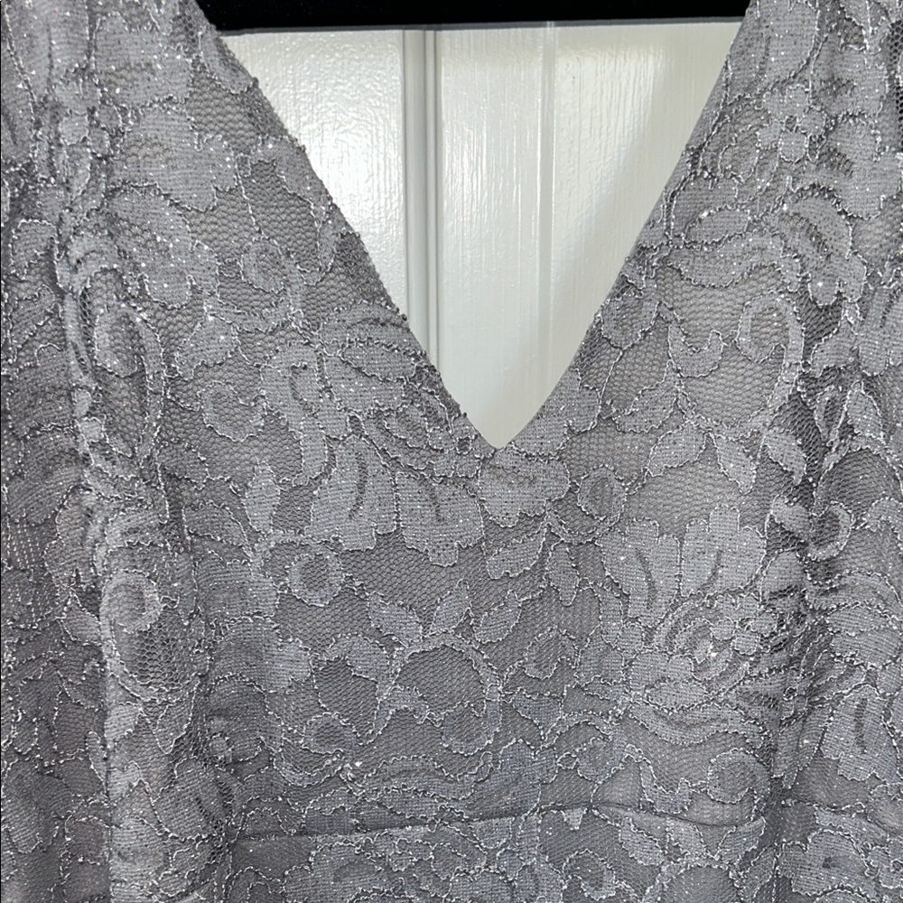Elegant Gray Lace Sparkly Midi Dress